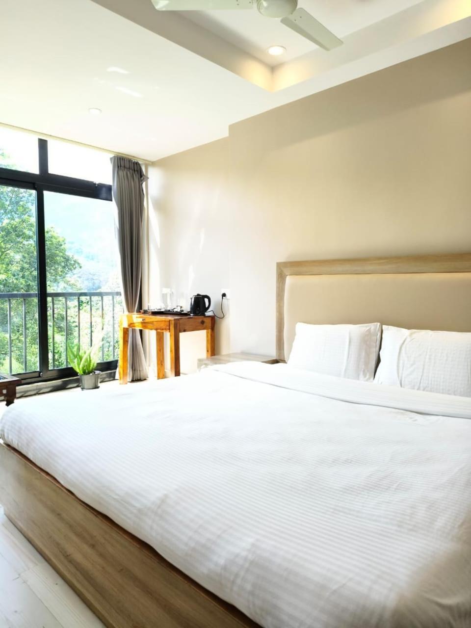 Bb 15 Hotel & Residences 甘托克 外观 照片