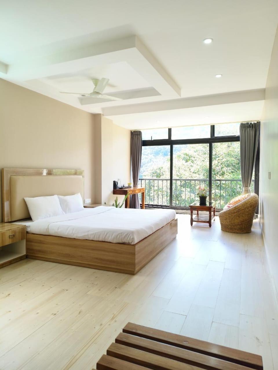 Bb 15 Hotel & Residences 甘托克 外观 照片